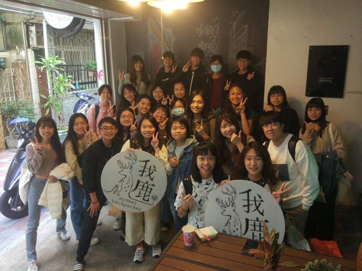 Mydeer Backpacker Hostel Tainan Bagian luar foto