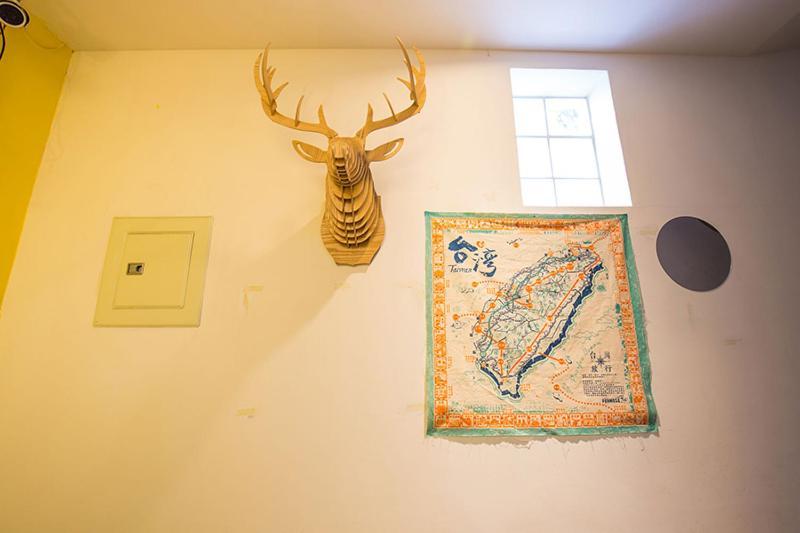 Mydeer Backpacker Hostel Tainan Bagian luar foto