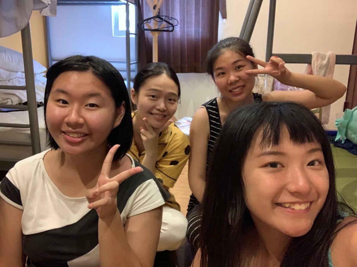 Mydeer Backpacker Hostel Tainan Bagian luar foto