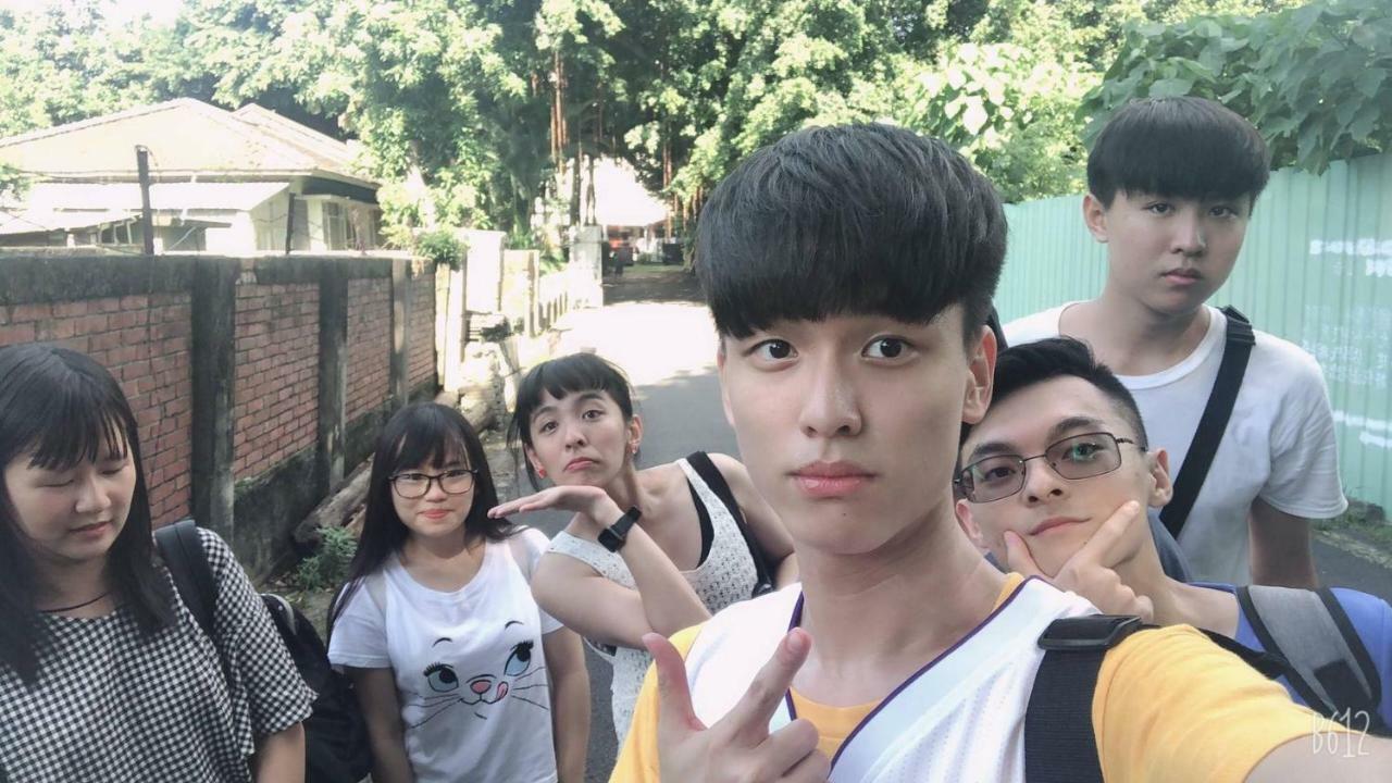 Mydeer Backpacker Hostel Tainan Bagian luar foto